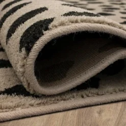 Daffodil Leopard Print Woven Rug - Threshold™ 4 Daffodil Leopard Print Woven Rug - Threshold™ -Limango Store GUEST 11d7cb0a 8dc7 41b0 b853 e45ac33b2df5