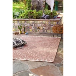Royal Stripe Outdoor Rug - Opalhouse -Limango Store GUEST bdb24175 068d 4411 b777 bacecbc0f6e4